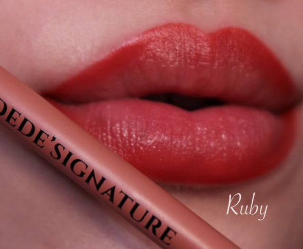 RUBY LIP LINER
